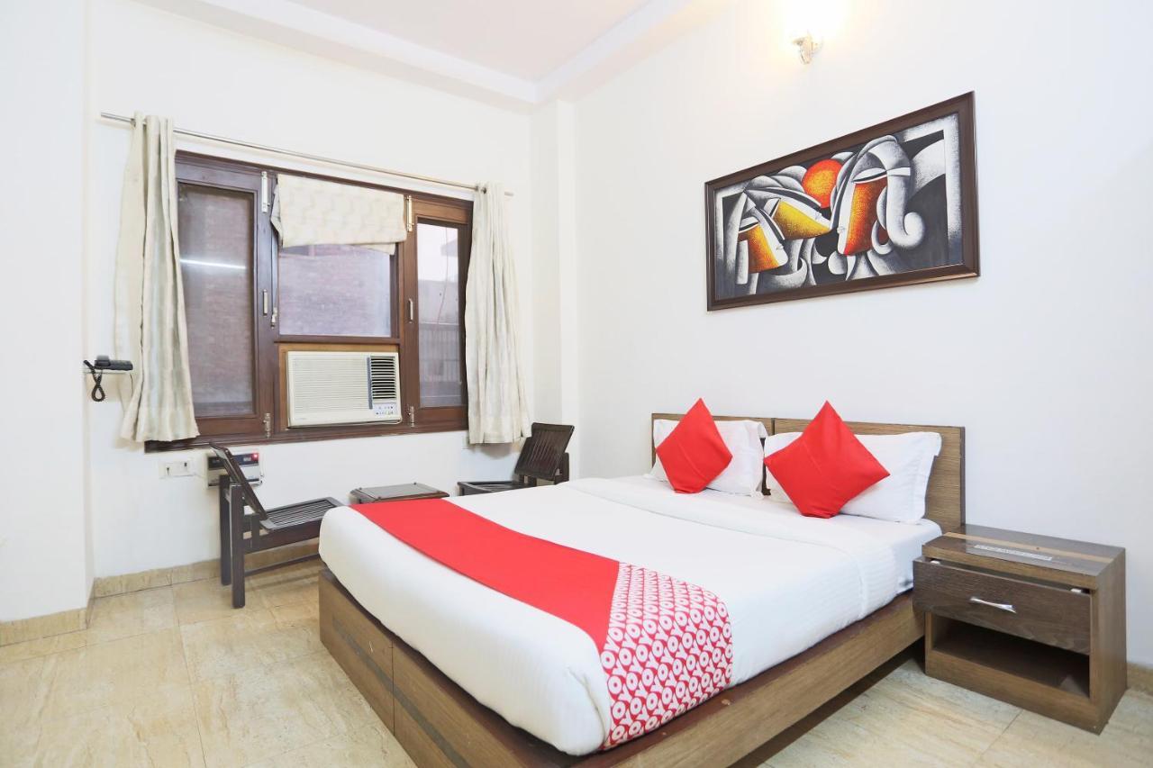 Oyo 72519 Meera Bhawan Hotel Vrindāvan Zewnętrze zdjęcie
