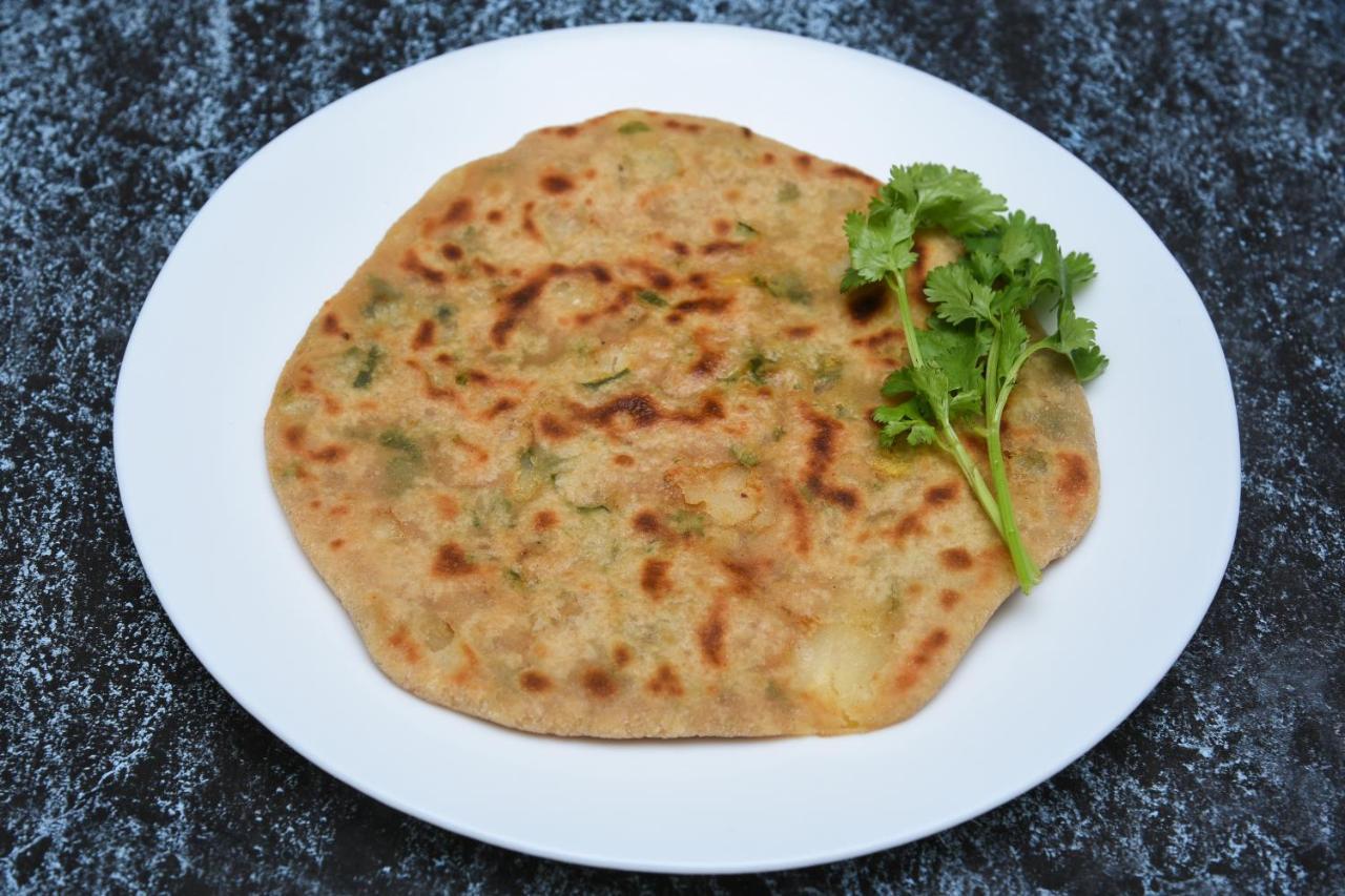 Oyo 72519 Meera Bhawan Hotel Vrindāvan Zewnętrze zdjęcie